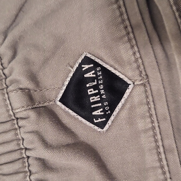 Fairplay Joggers - Picture 4 of 7